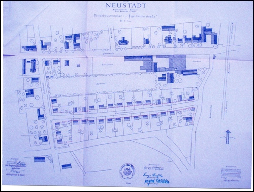 1950: Bebauungsplan Danziger Straße (hieß vormals Egerländerstraße). Hier konnten 25 Einfamilienhäuser entstehen.